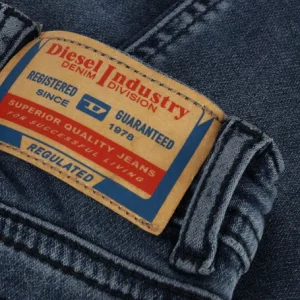 achetez Diesel Skinny Jeans D-slinkie-b Jjj En Bleu 7
